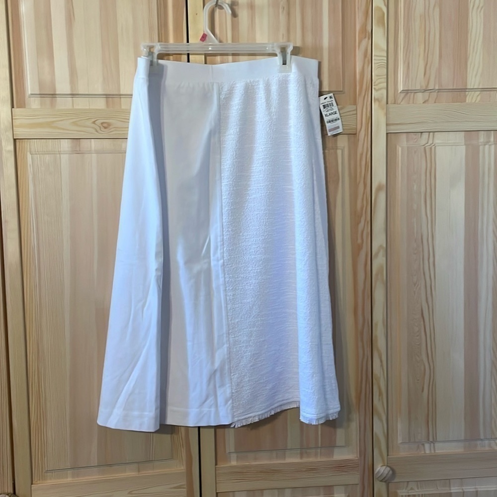 T5. NWT ALFANI XL